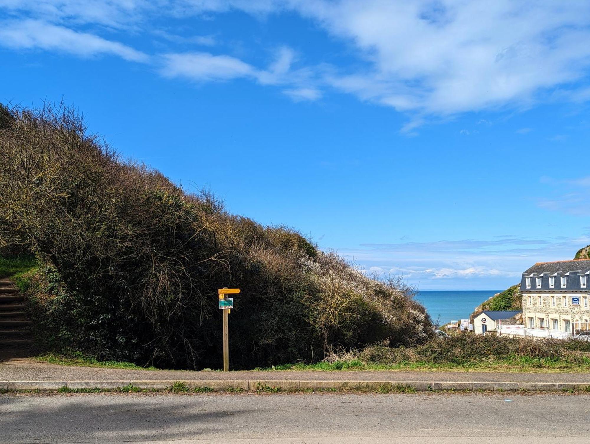 Appart Vue Mer-Au Pied Du Chemin De Randonnee " Bassan" Planguenoual Exterior foto
